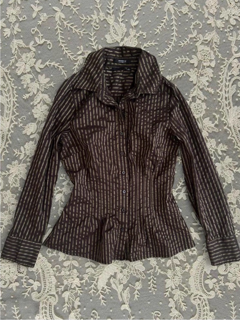 Y2K / 00s Apt. 9 Brown Striped Shirt Pinched Waist Feminine Preppy Iconic Shape